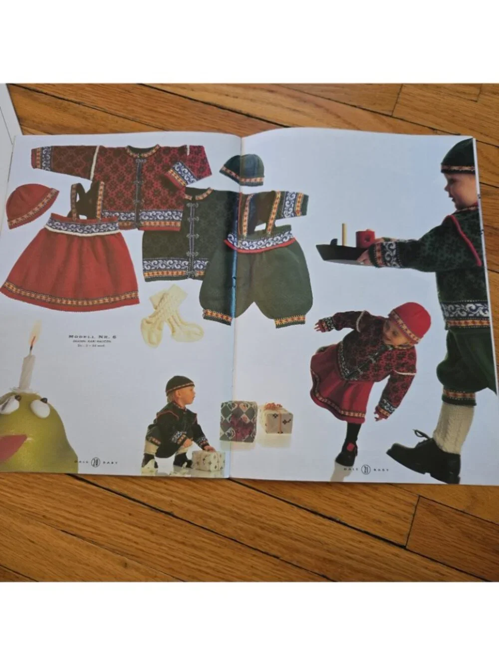 Dale Baby Collection Number 89 Knitting Patterns English
